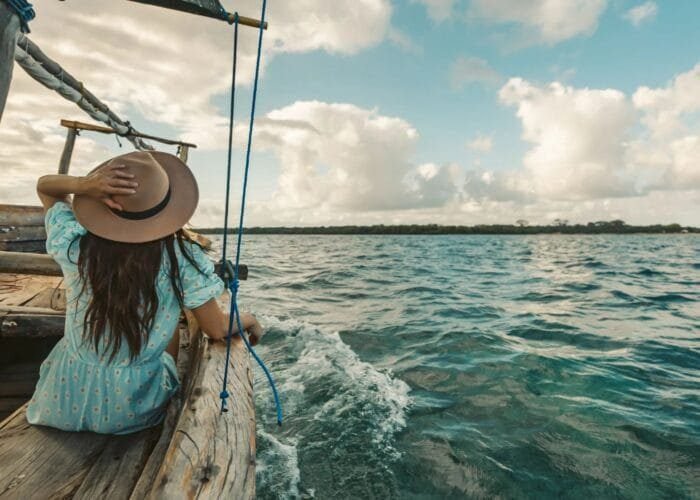 solteros de velero en Ibiza, con viajarycompartir.com