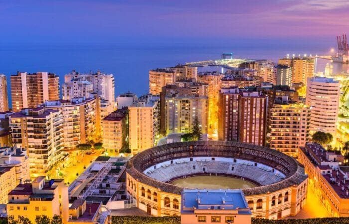 Escapada a Caminito del Rey y Málaga solteros y singles en diciembre 2024