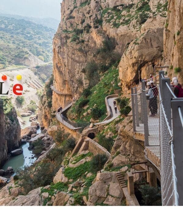 Escapada a Caminito del Rey y Málaga solteros y singles