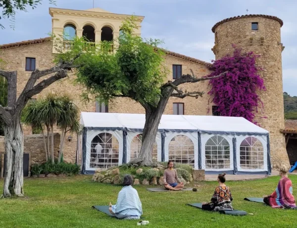 Retiro en la Costa Brava viajarycompartir.com