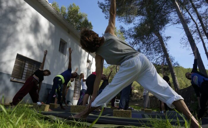 RETIRO DE YOGA EN VALENCIA viajarycompartir.com