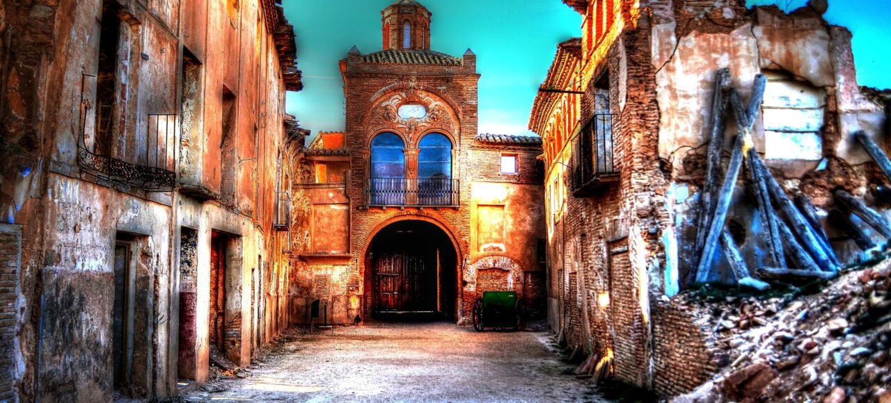 Belchite: El pueblo maldito donde el tiempo se detuvo