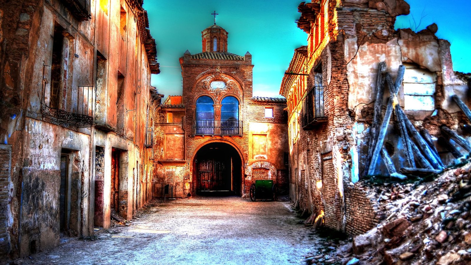 Belchite: El pueblo maldito donde el tiempo se detuvo Belchite: El pueblo maldito donde el tiempo se detuvo