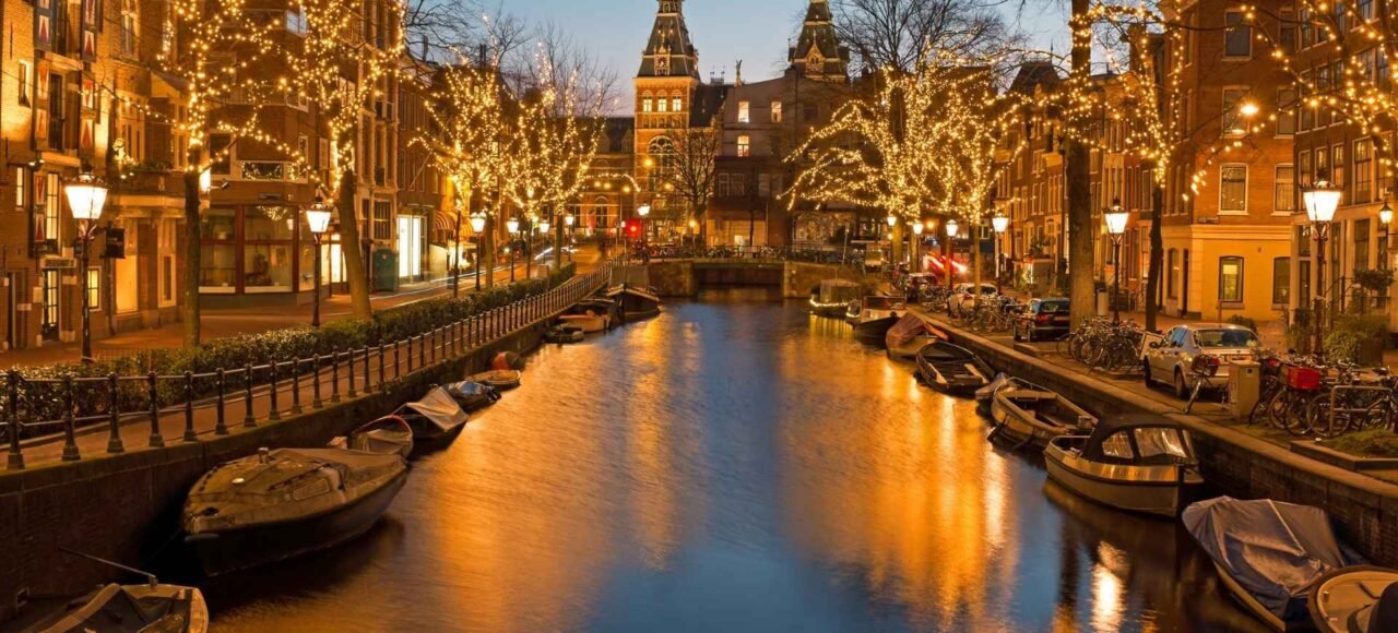 AMSTERDAM SINGLES EN NAVIDAD