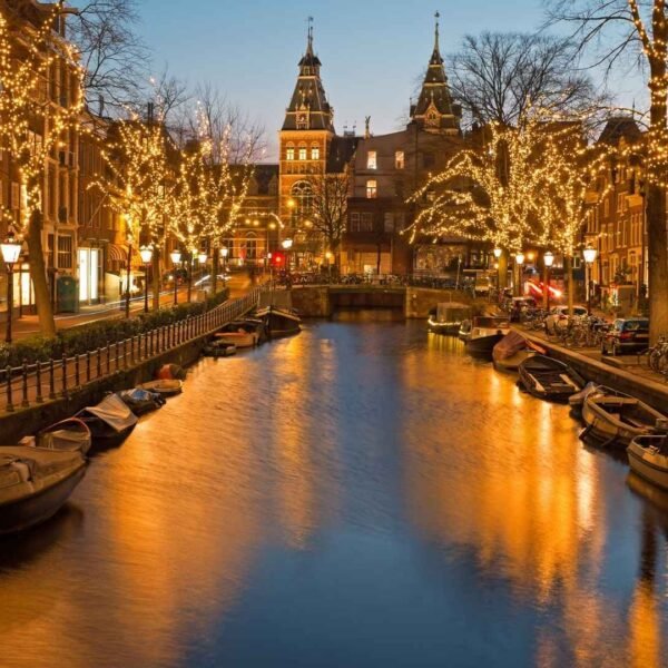 AMSTERDAM SINGLES EN NAVIDAD