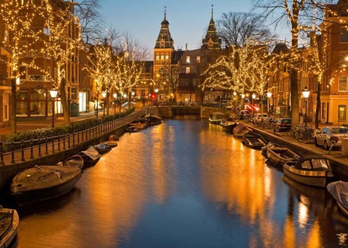 AMSTERDAM SINGLES EN NAVIDAD