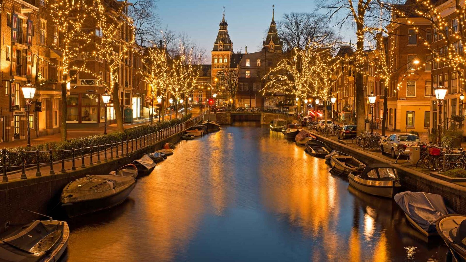 AMSTERDAM SINGLES EN NAVIDAD